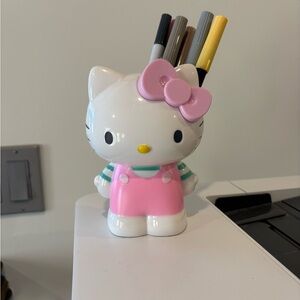 Sanrio Hello Kitty Pen Holder